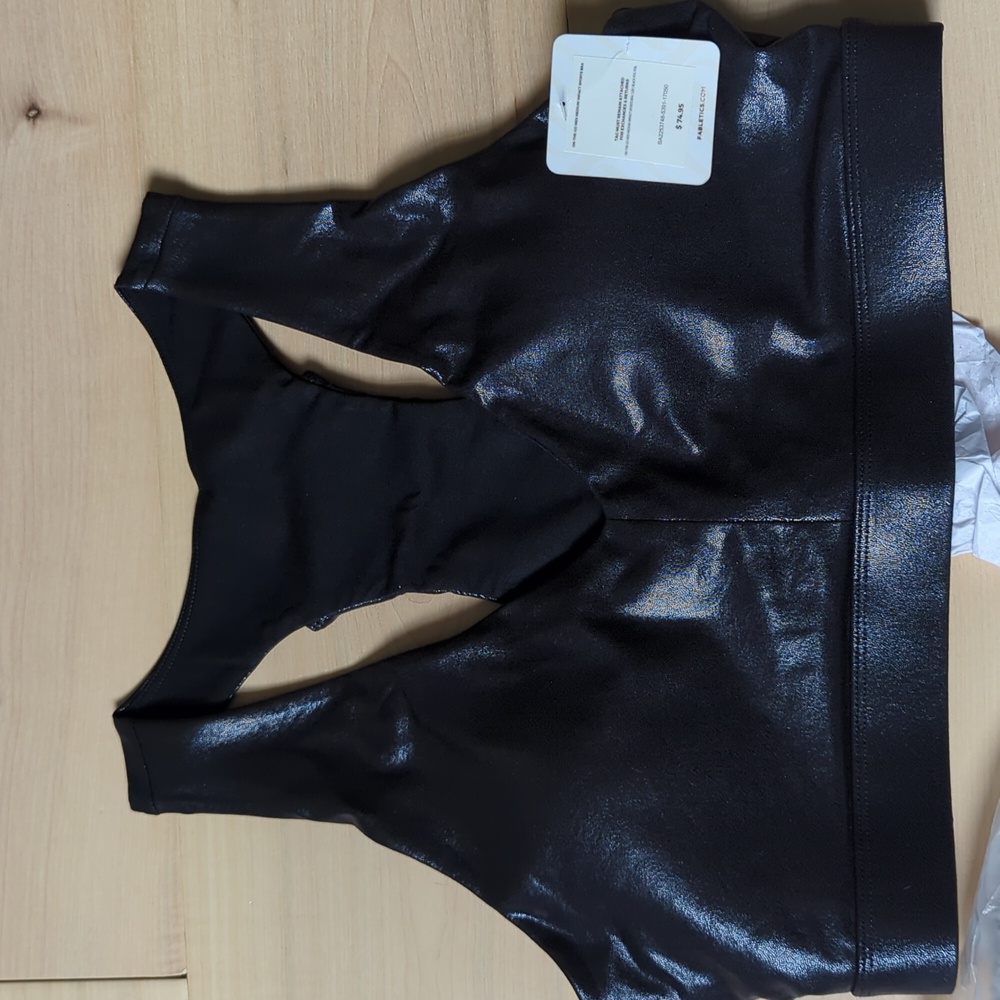 Fabletics On The Go Midi Black Fog Foil Shiny Sportbra